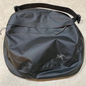 Arcteryx shoulder bad